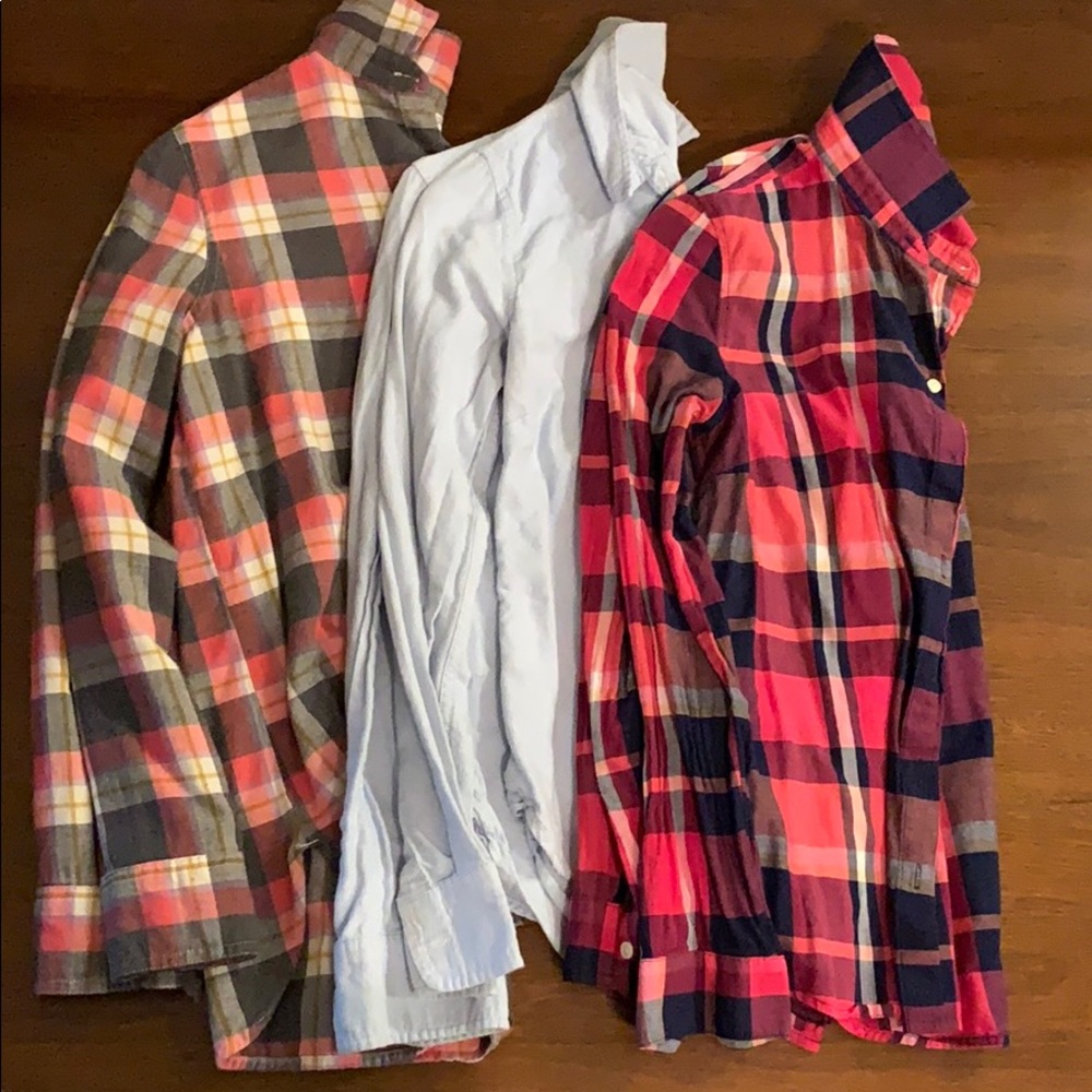 Old Navy & Aeropostale Button Down Tops Size S